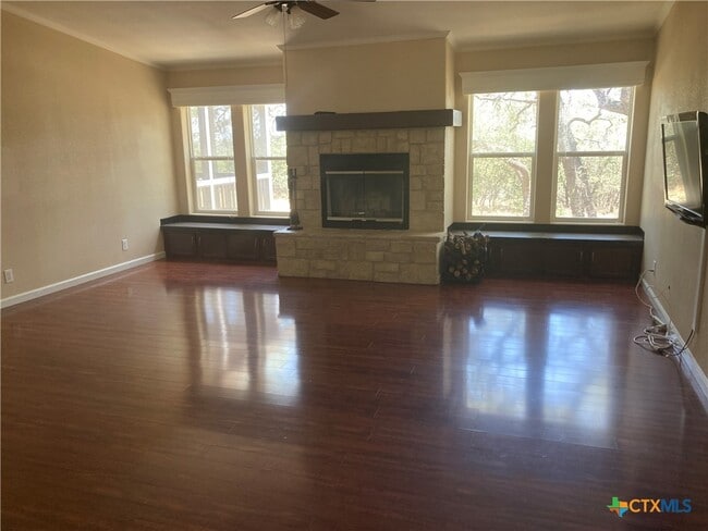 800 Thurman Rd