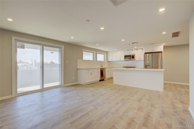 Photo - 46 Kentucky St Unit 1