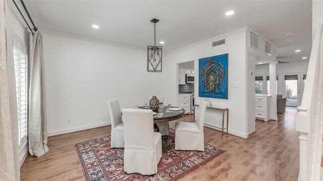Photo - 14715 Barryknoll Ln Unit True