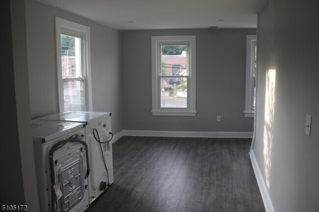 Photo - 310 Essex St Unidad 1