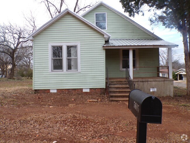 Building Photo - 5605 8th St S Rental