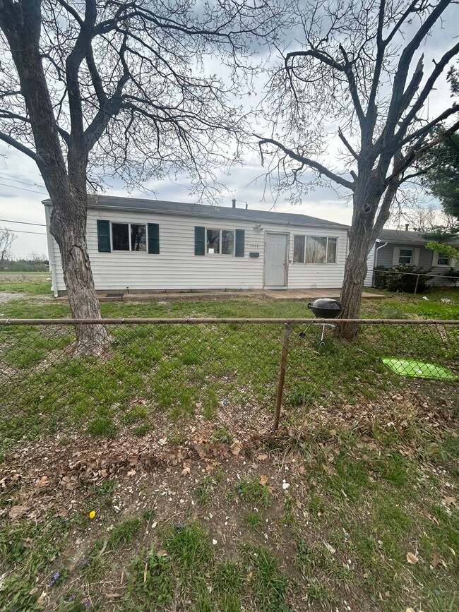 Building Photo - 1056 St Margaret Dr