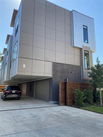 Building Photo - 5711 Lindell Ave Rental