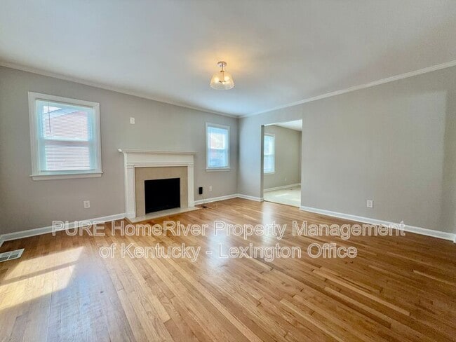 Photo - 839 Henry Clay Blvd