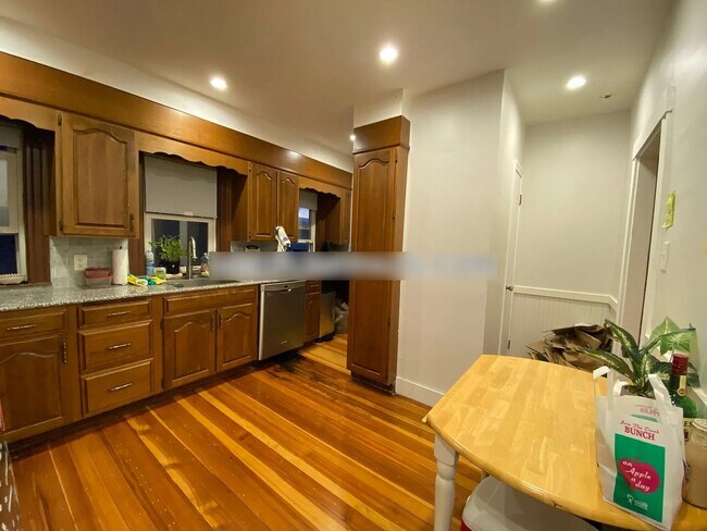 Photo - 45 Bowdoin St Unit 2