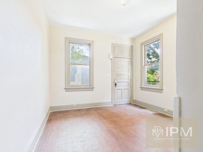 142 E Philadelphia St Unidad 1