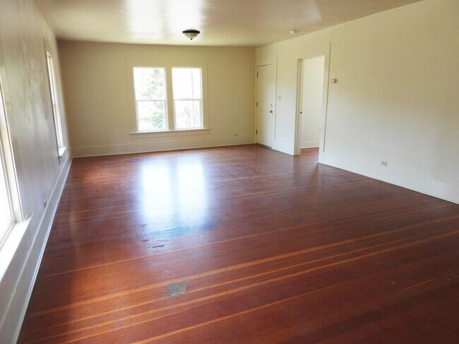 Photo - Single Family Home in Scotia!