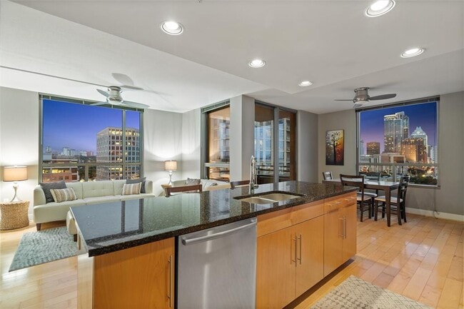 Building Photo - 300 Bowie St Unit 1301 Rental