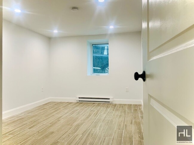 Photo - Greenvale Avenue Unit 1