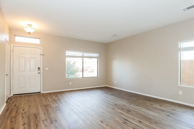 Photo - 25571 W St James Ave