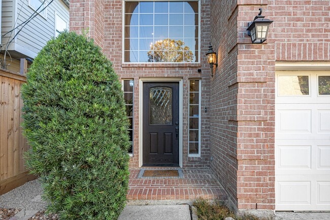 Photo - 4757 W Alabama St