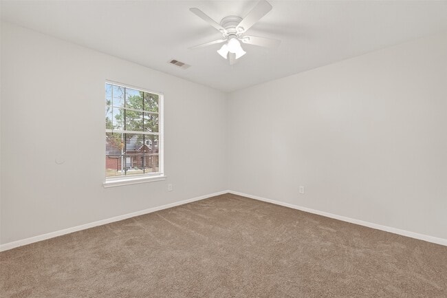 Photo - 5439 Baslow Dr