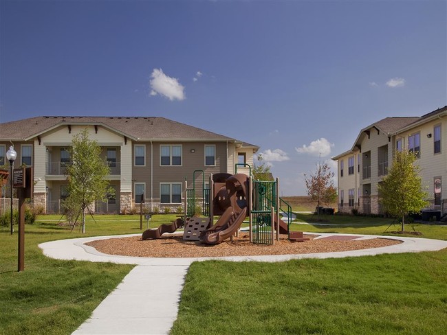 Tierra Pointe - Tierra Pointe Apartments