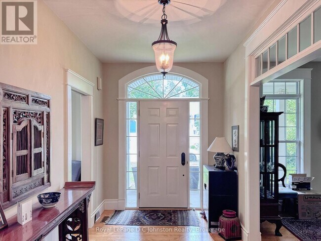 Photo - 207 Beacon Ln