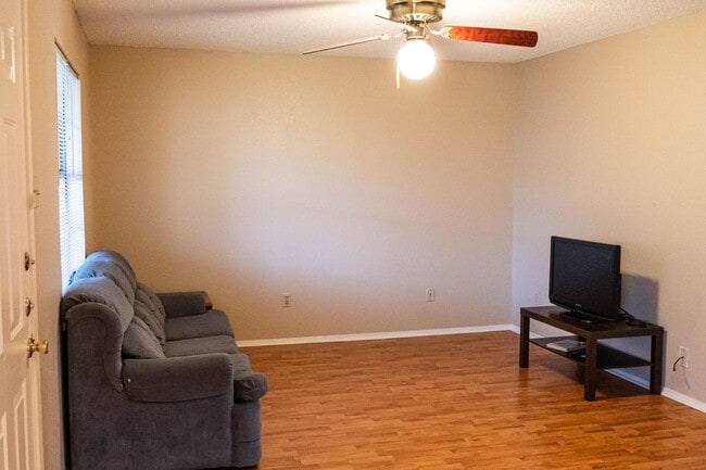 Photo - Waco Casablanca Condo!