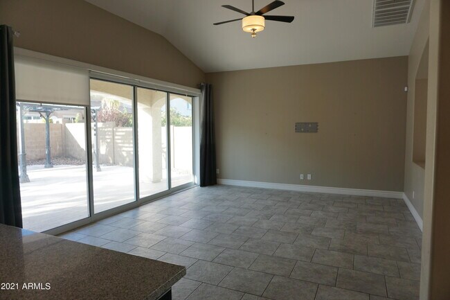 Photo - 4287 E Yellowstone Pl