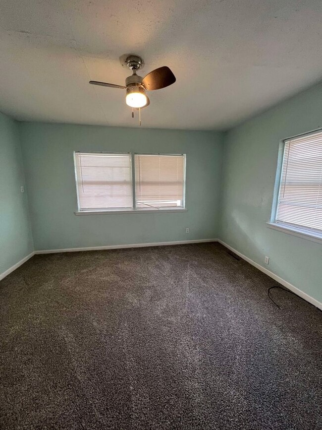 Photo - COMING SOON: CUTE 2 BEDROOM / 1 BATHROOM HOUSE LOCATED RIGHT ACROSS FROM NORTH MIDDLE SCHOOL IN J...