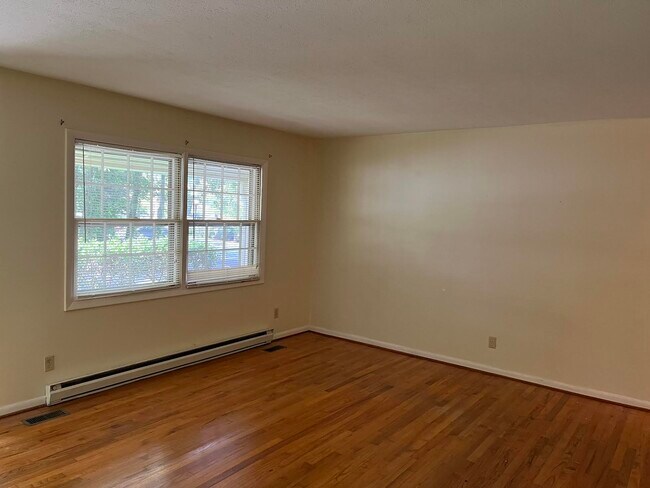 Photo - 109 W Blythe Cir Unit A