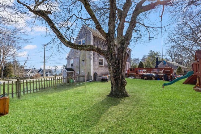 Photo - 1059 E Shore Rd