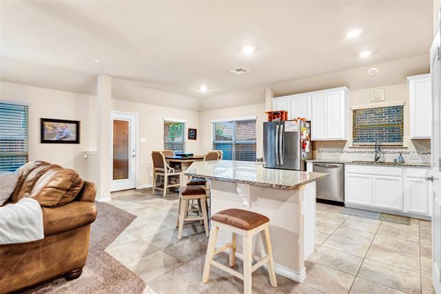 Photo - 10100 Levelland Pl