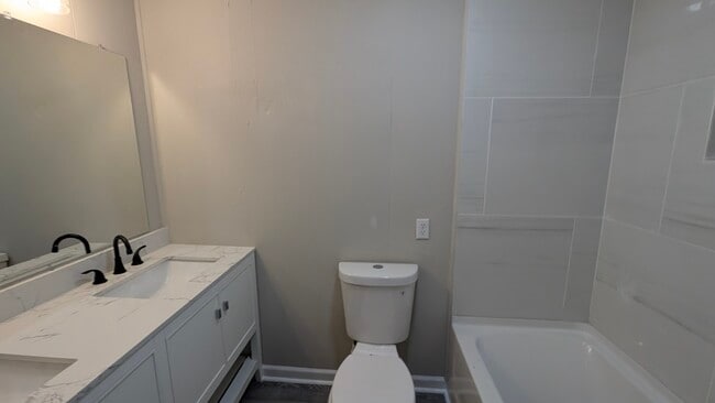 Photo - 1110 Creekwood Dr