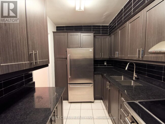 Photo - 10 Eddystone Ave