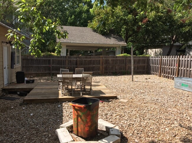 Photo - 1006 W 22nd St