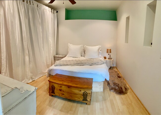 Photo - 23310 Red Rock Rd Unit 1