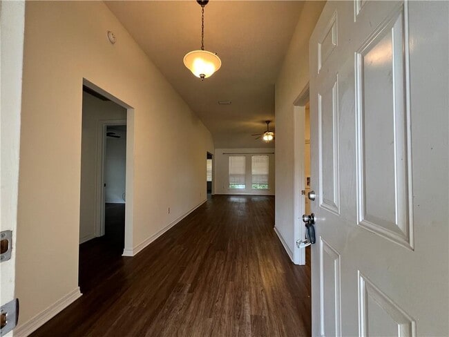 Photo - 8450 N Kendall Ct