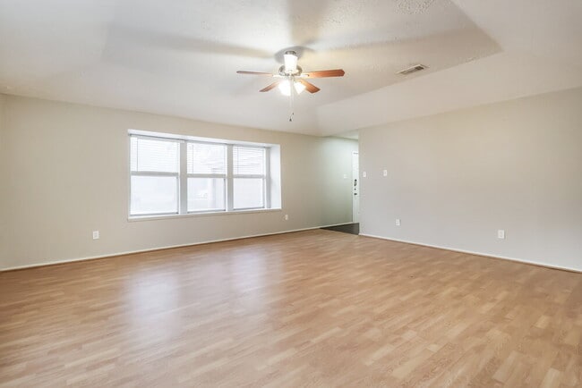 Photo - 4306 Owens Creek Ln