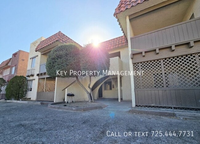 Photo - 2 BEDROOM CONDO NEAR DECATUR AND FLAMINGO Unit B