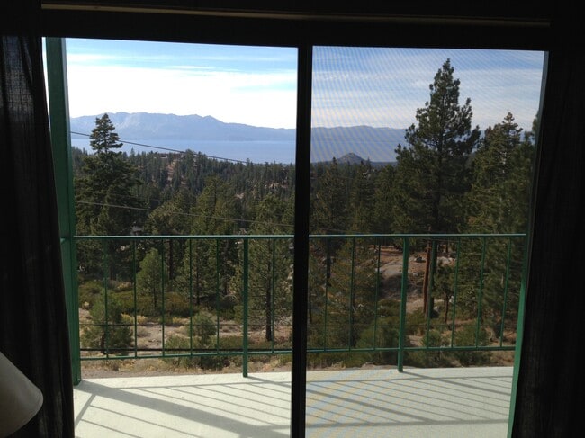 Building Photo - 313 Tramway Dr Unit 12