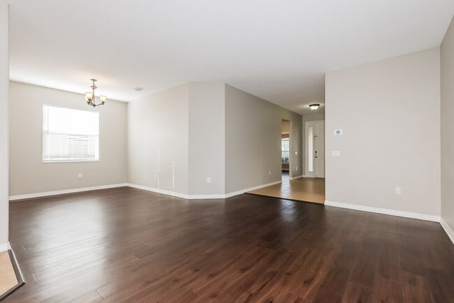 Photo - 5412 Lexington Dr