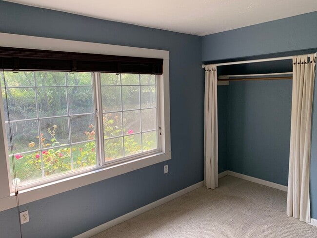 Photo - 3 Bedroom, PET FRIENDLY House in Fieldbrook