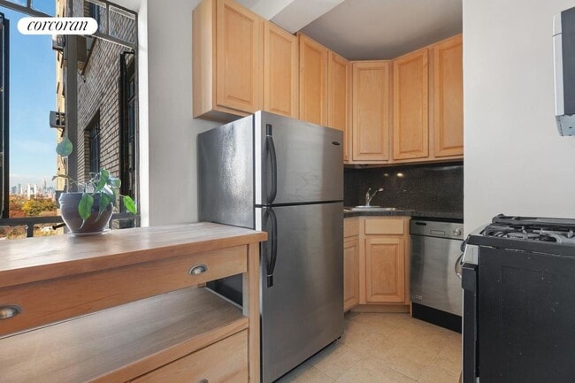 Photo - 101 Lafayette Ave