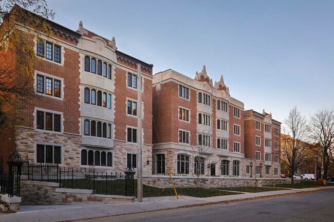 Photo - The Clarendon