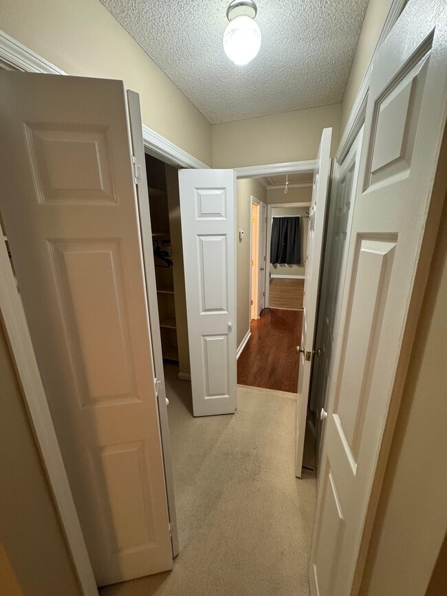 Photo - 113 Manor Row