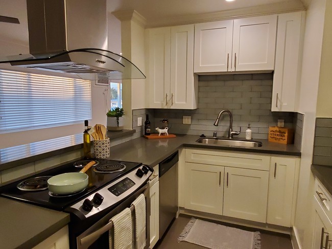 Photo - Amberwood Drive Apartments