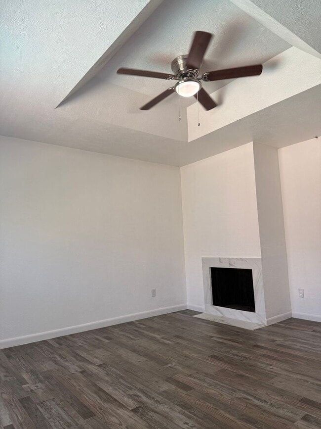 Photo - 4317 Hartford St