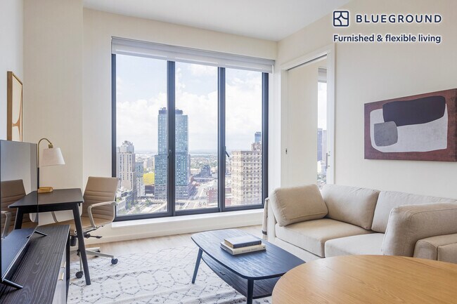 Building Photo - 545 Vanderbilt Ave