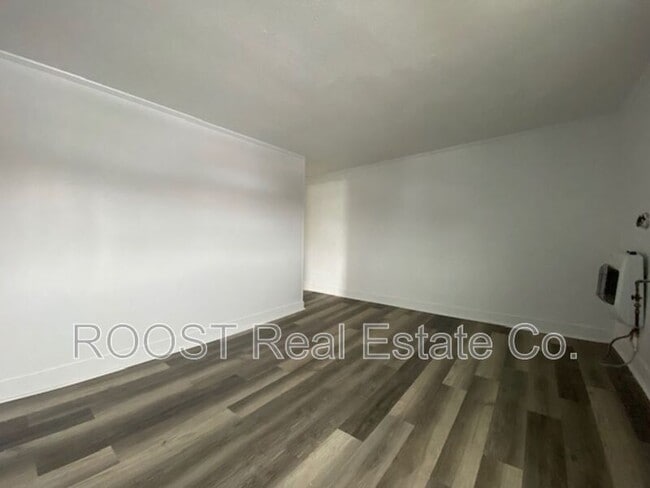 Photo - 124 S Chillicothe St