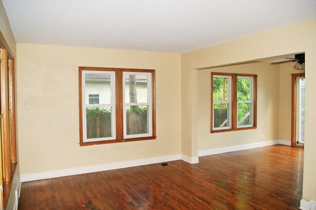 Photo - Charming 3 Bedroom Home Near West St. Paul!!