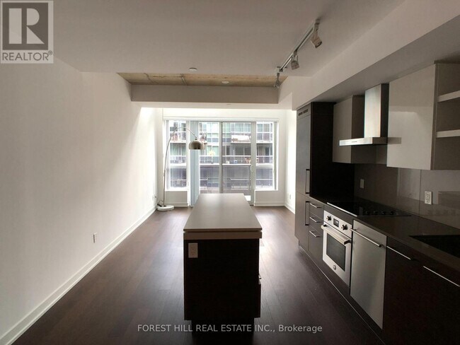 Photo - 1030 King St W Unité Lph33