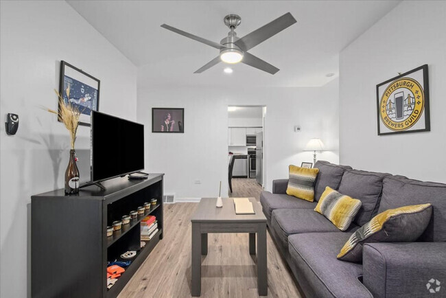Building Photo - 858 Lovitt Wy Unit ID1049463P Rental