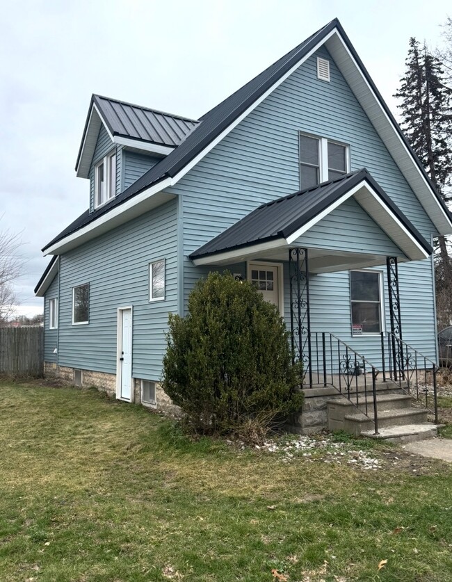 Photo - 1418 Avalon St