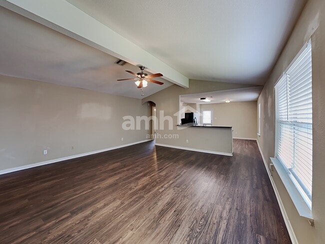4615 Snowdrop Ct