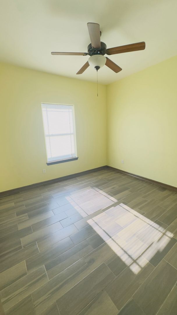 Photo - 211 Fig Dr Unit #4