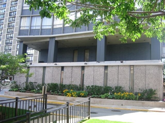 Commercial Condo Area