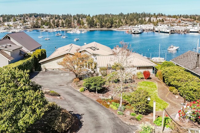 Photo - Furnished Bainbridge Island Waterfront Home with Incredible Views