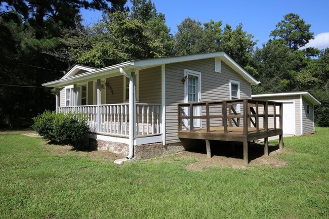 Photo - Charming 2-Bedroom Home with Modern Updates in Concord/Rock Creek Area"